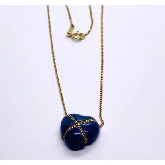 Tiffany Co 14K Gold Lapis Lazuli Carved Heart Cabochon Pendant